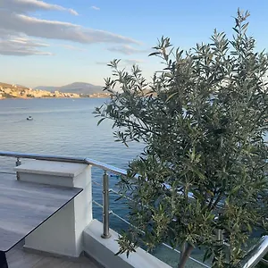Hotel Royal, Saranda